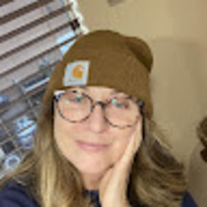 Meet your Posher, Lynn